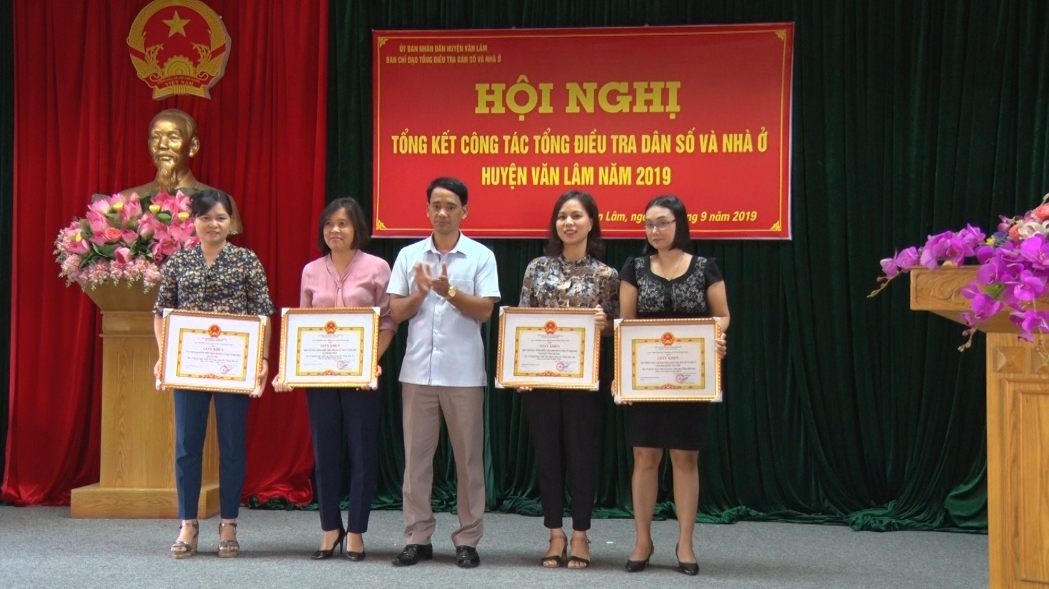 Huyện Văn Lâm tổ chức Hội nghị tổng kết công tác Tổng điều tra dân số và nhà ở năm 2019
