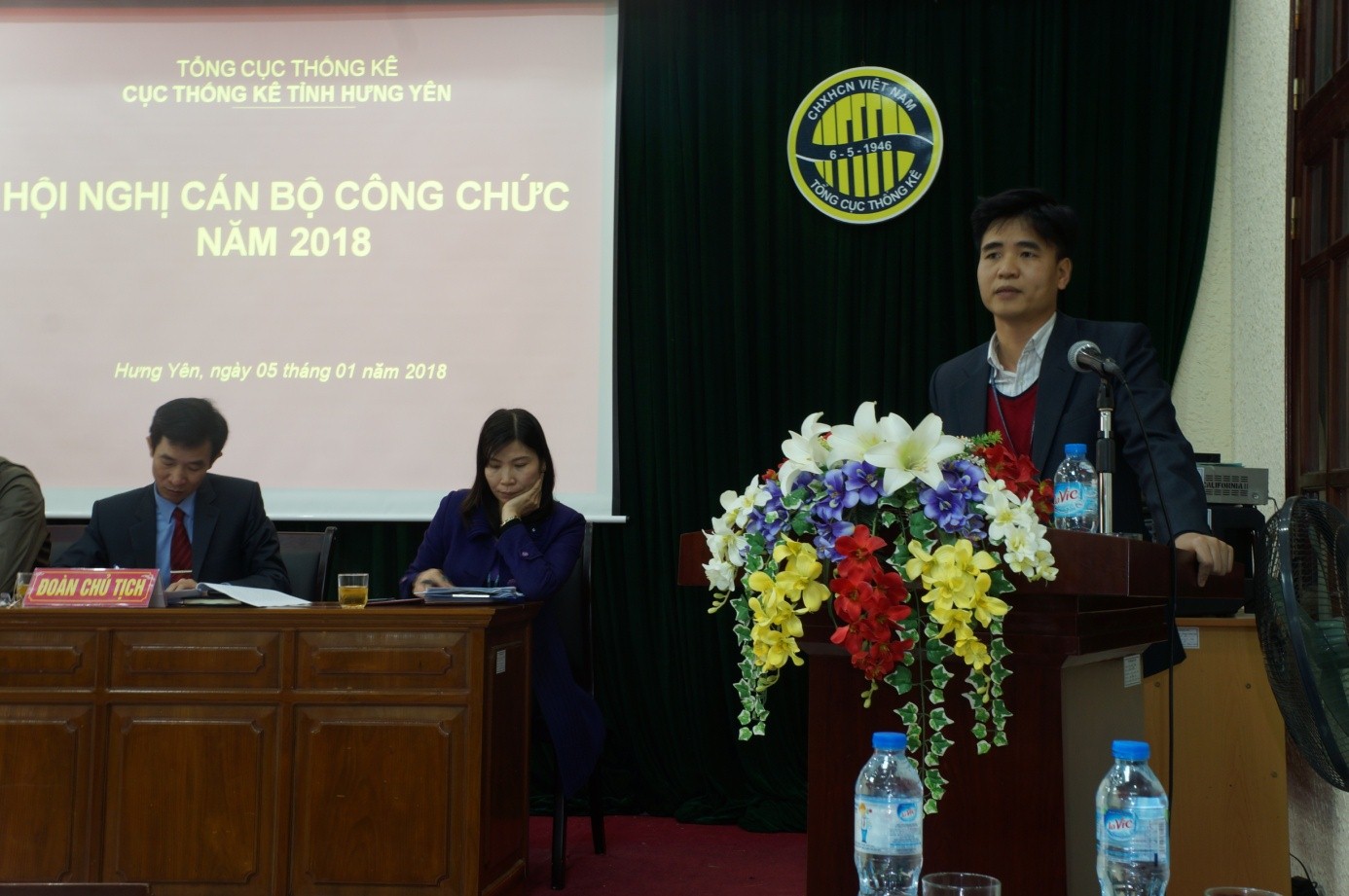 Ông Nguyễn Văn Định – Trưởng phòng Thanh tra Thống kê, Trưởng ban thanh tra nhân dân trình bày kết quả hoạt động công tác thanh tra nhân dân năm 2017